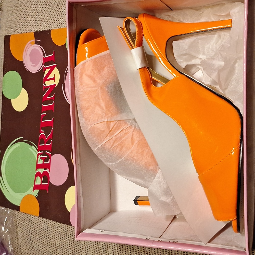 Women's Bertini Heels